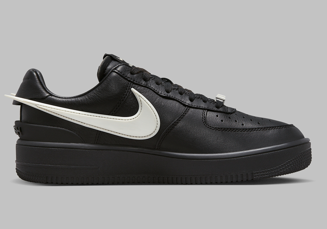 In-Depth Review - Nike Air Force 1 '07 LV8 Utility - Black