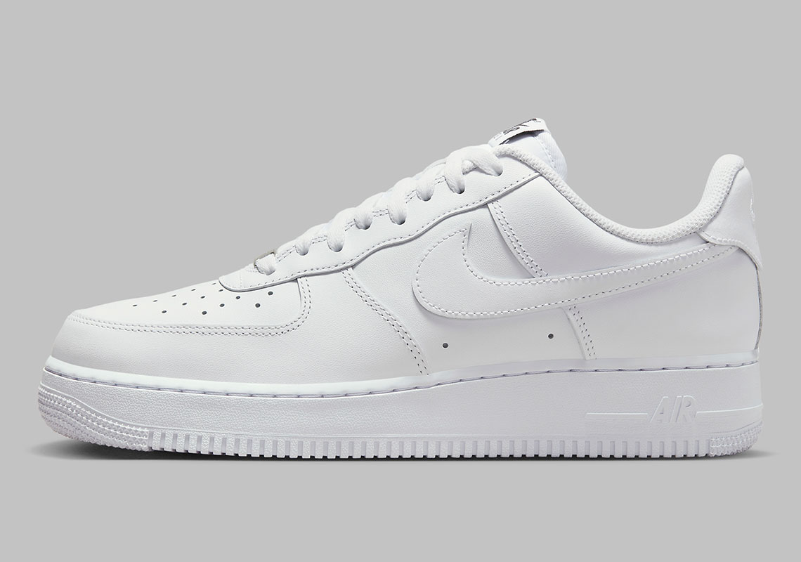 Nike Air Force 1 Flyease FD1146-100 | SneakerNews.com