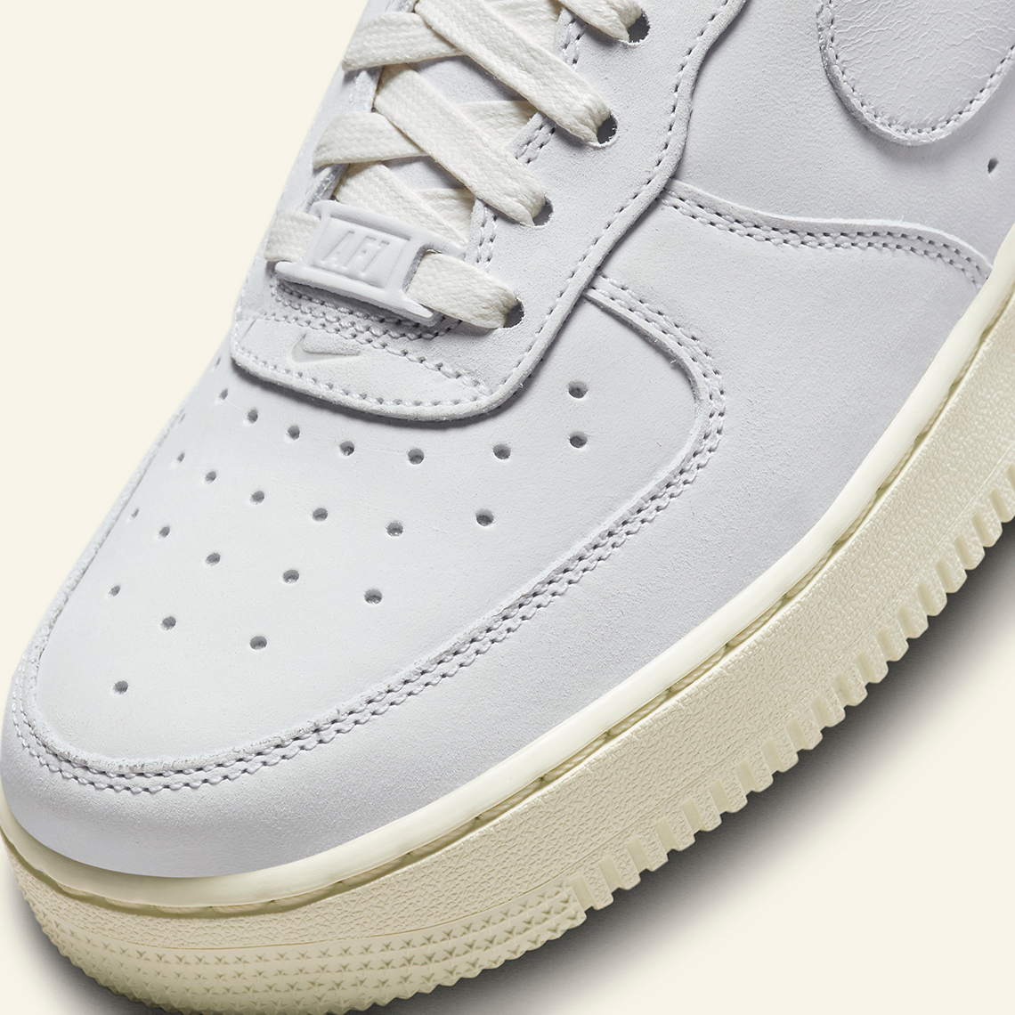 Air force 1 summit white • Compare best prices now »