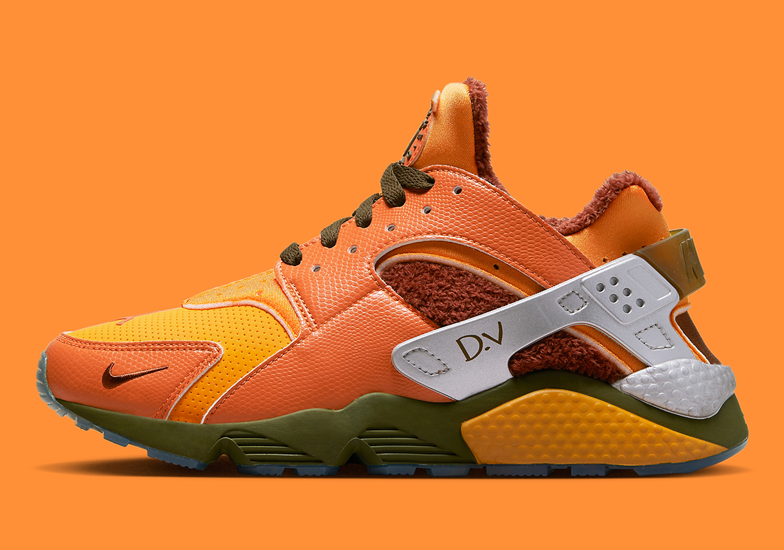 Dario Villaseñor Valdivia Orange Obsession Seen In The Nike Air