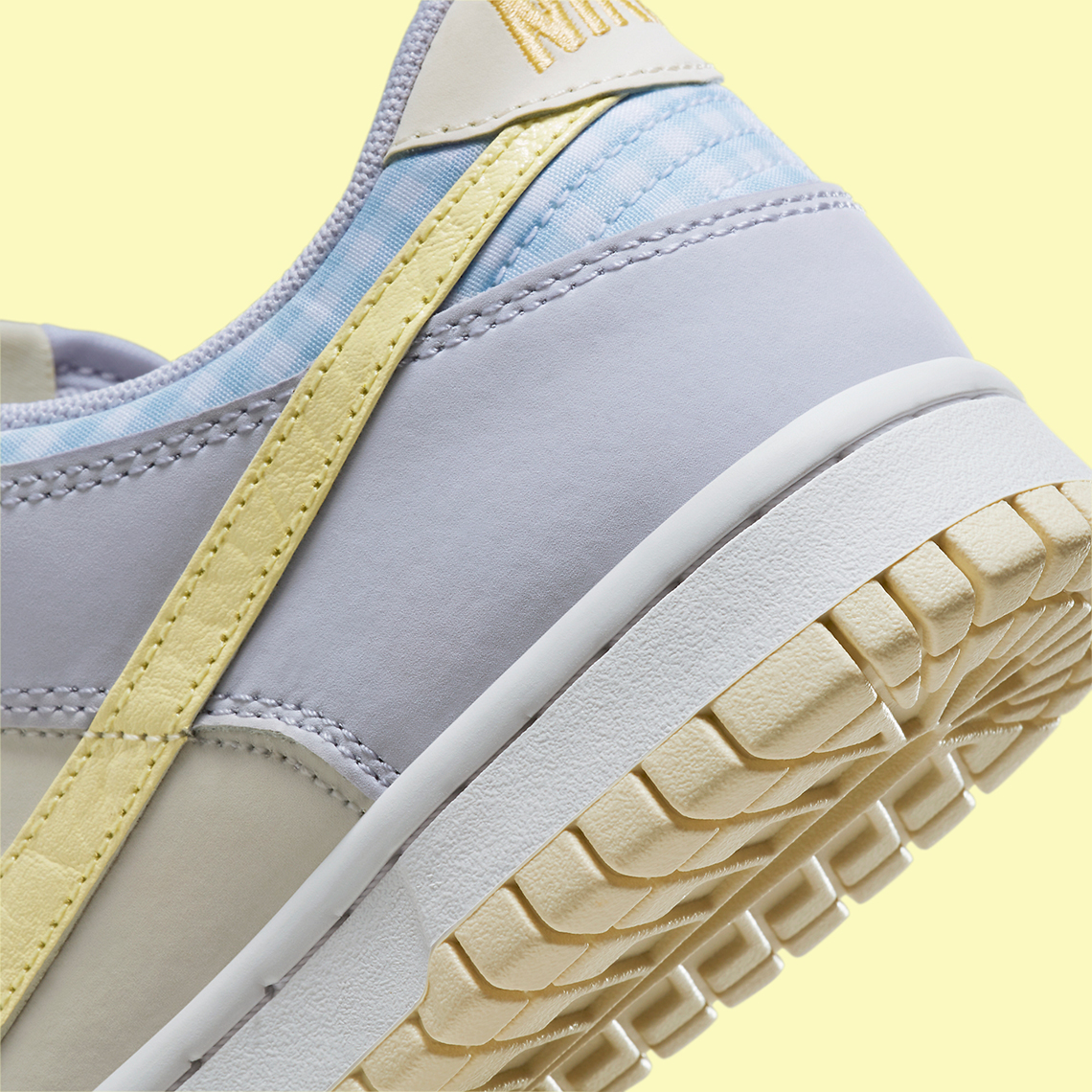 Nike Dunk Low Easter 2023 8