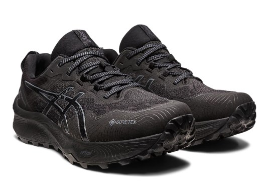 The ASICS GEL-TRABUCO 11 GTX Lands In "Black" And "Carrier Grey"