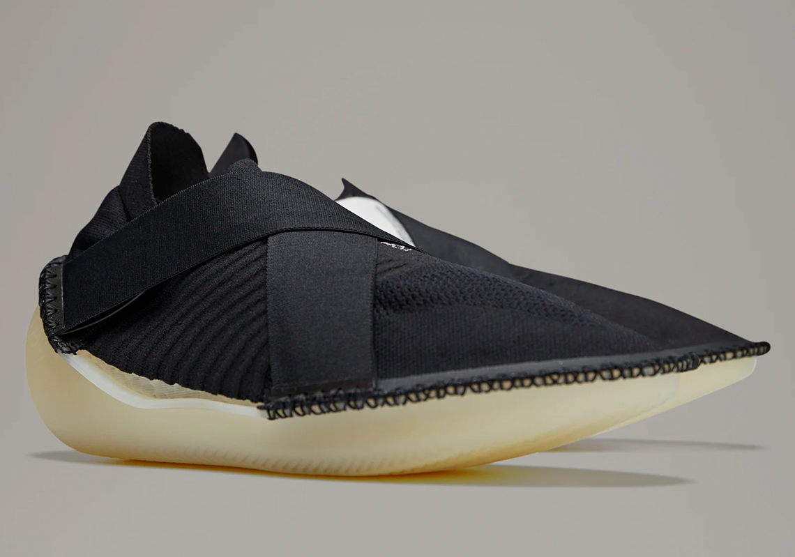 adidas Y-3's Newest $600 Innovation, The Itogo, Features An Commercial Midsole