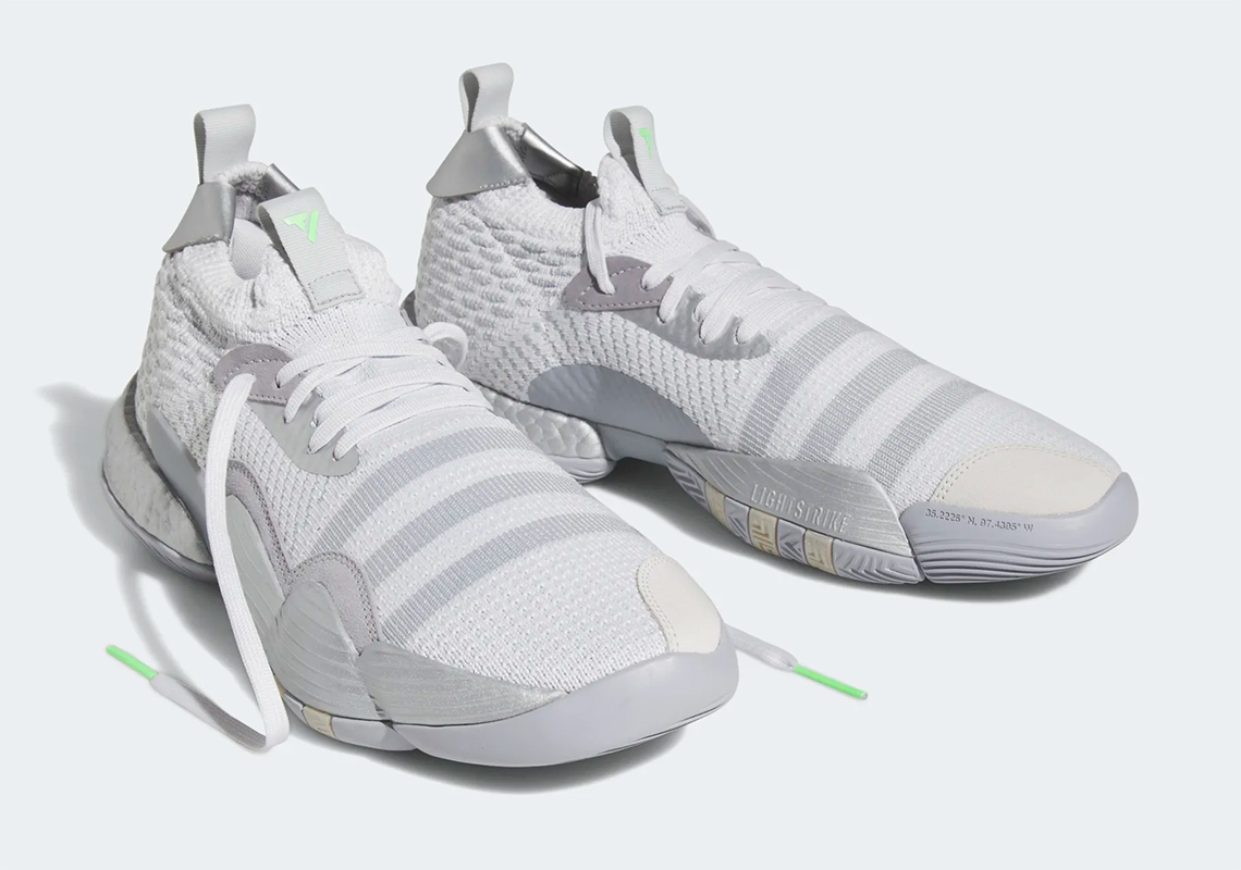 Pops Of Lime Green Animate This Greyscale zapatos adidas para mujer 2018 cabellos