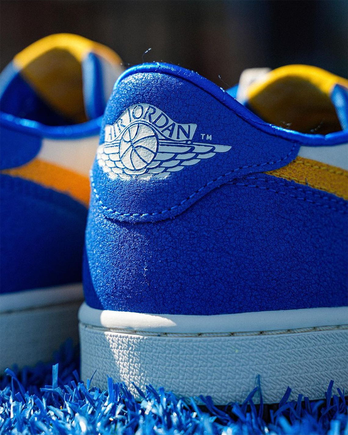 Air force one low bleu outlet jordan