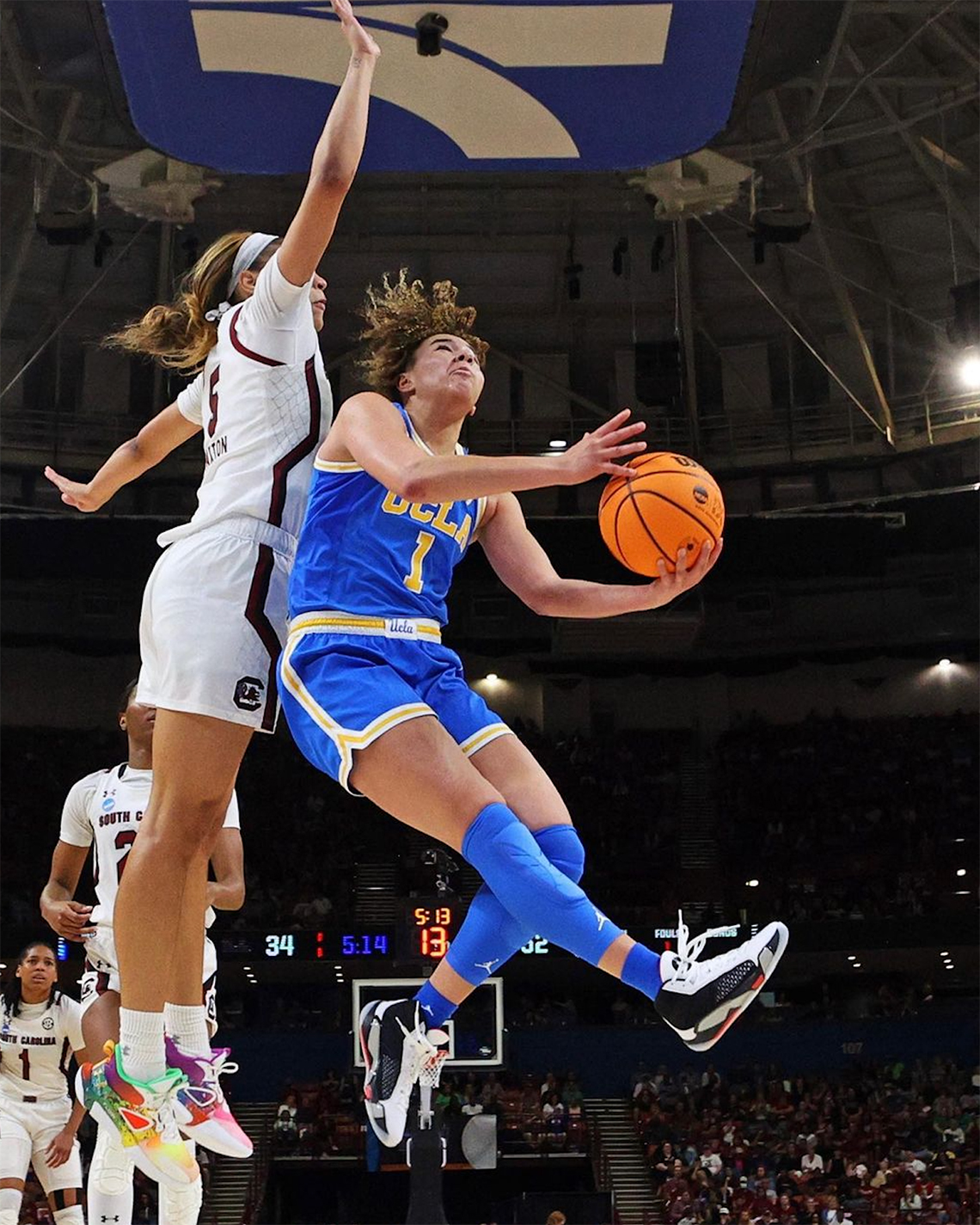 Kiki Rice Debuts Air Jordan 38 in NCAA March Madness Tournament