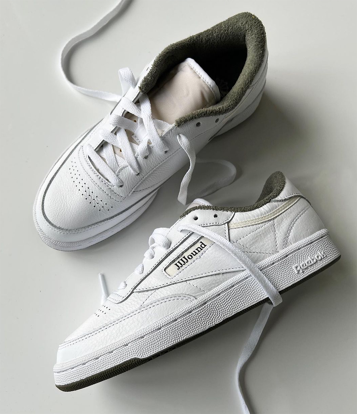 Sinfonía Delegación Mascotas JJJJound x Reebok Club C "White/Olive" Release Date | Sneaker News
