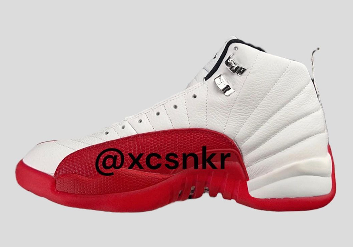 Red and shop white jordan 12 s