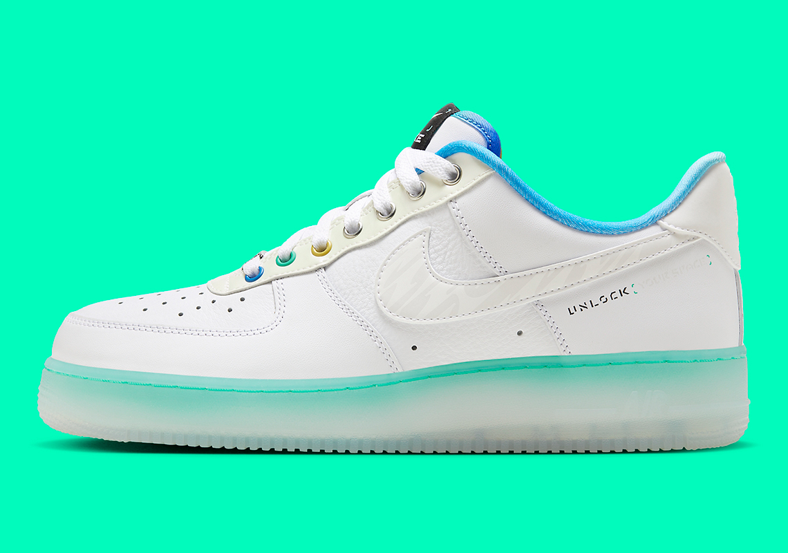 Nike Air Force 1 Low Unlock Your Space 4