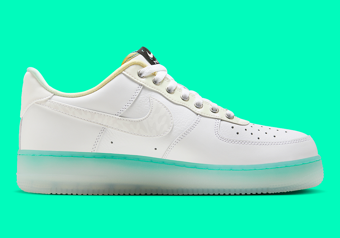 Nike Air Force 1 Low Unlock Your Space 7