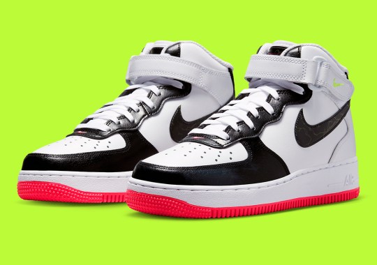 Electricity Strikes The nike court Air Force 1 Mid