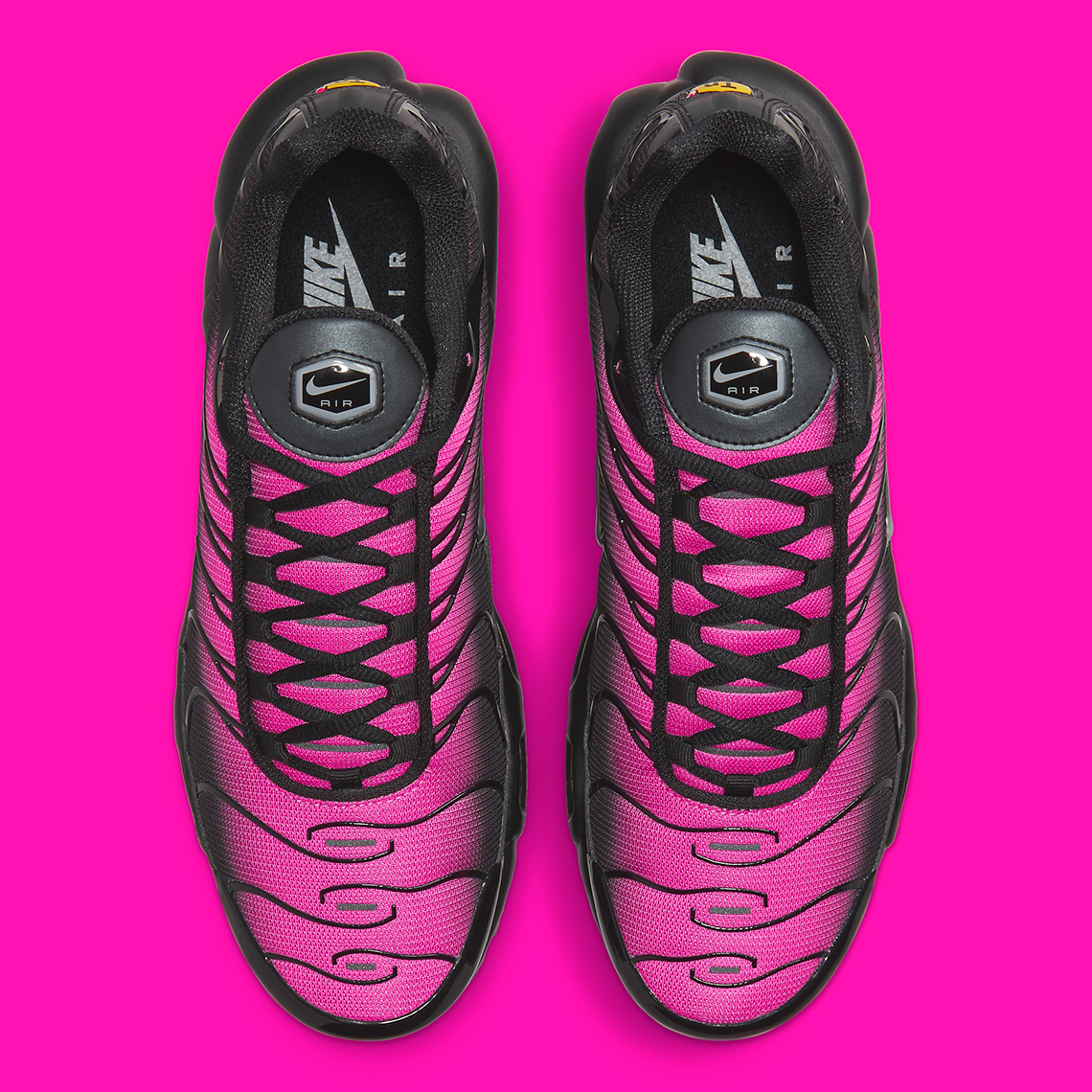 Nike tns shop black and pink