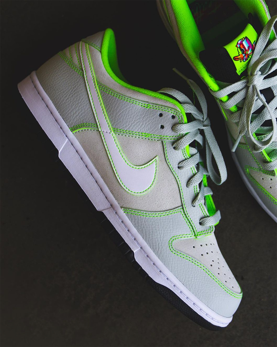 nike dunk low oregon ducks of a feather 4