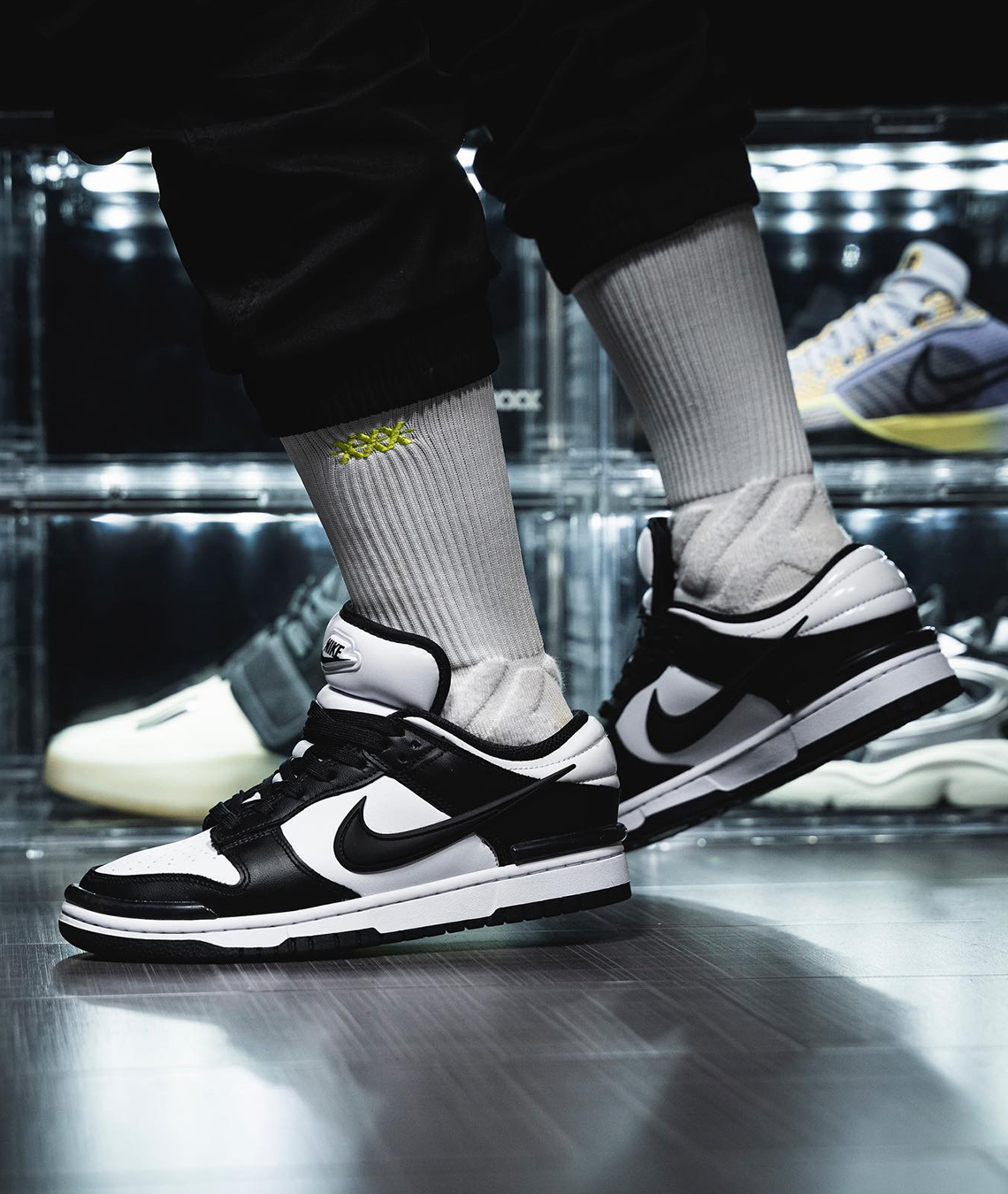 Nike national Dunk Low Twist Panda Dz2794 001 On Feet 3