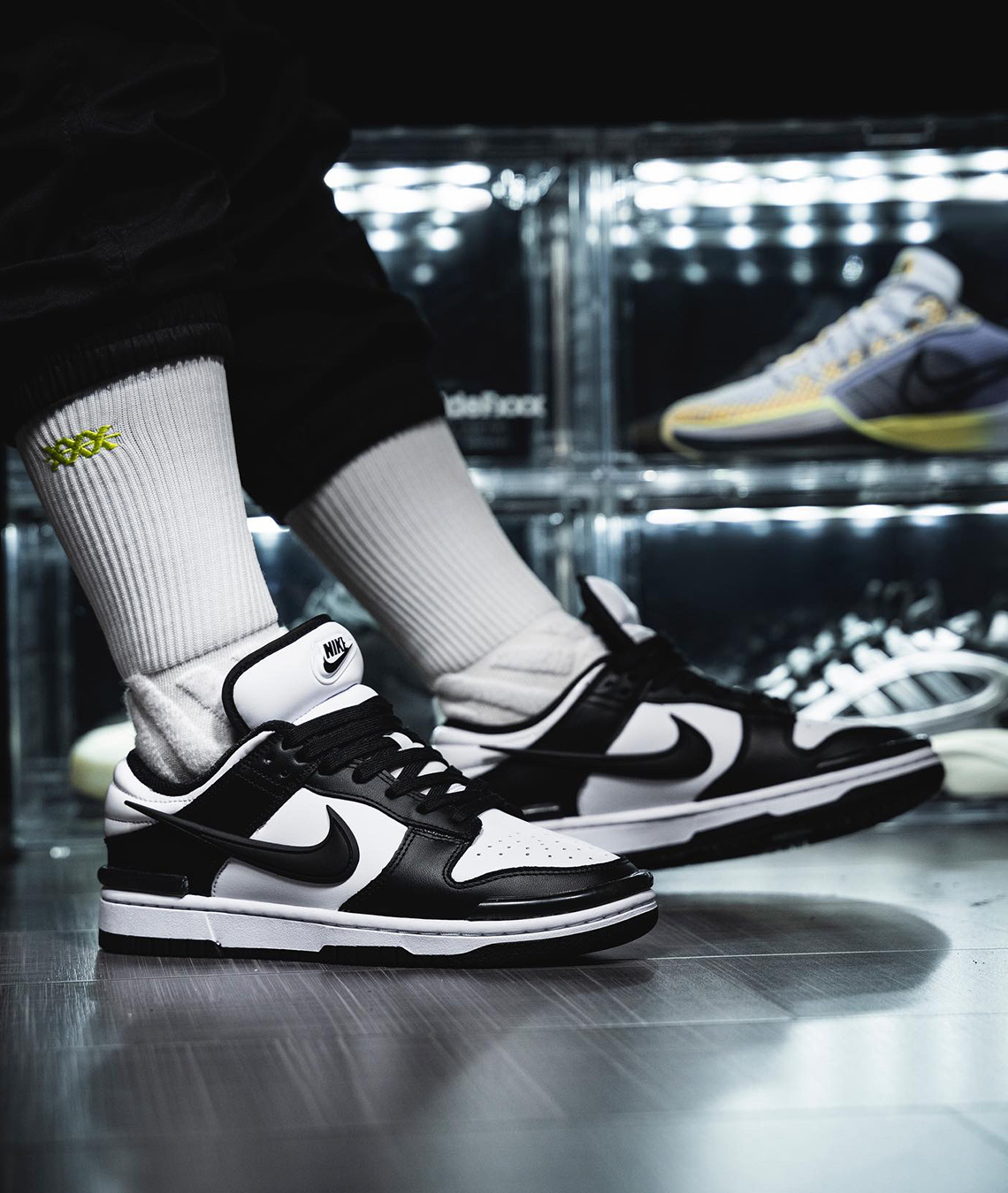 nike paypal Dunk low twist panda DZ2794 001 on feet 5