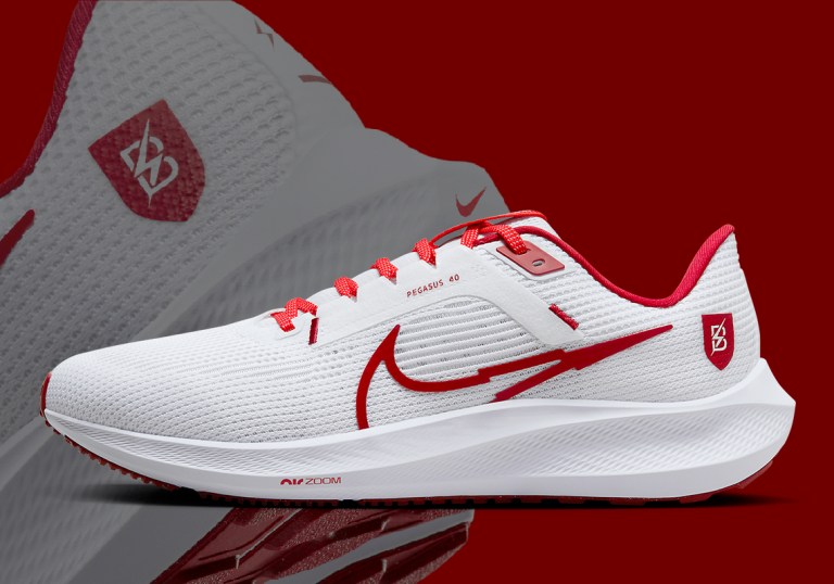 Nike Air Zoom Pegasus 40 Bowerman Track Club White Red FJ2844-100 Mens Size 8.5 Nike Air Zoom Pegasus 40  main image 2