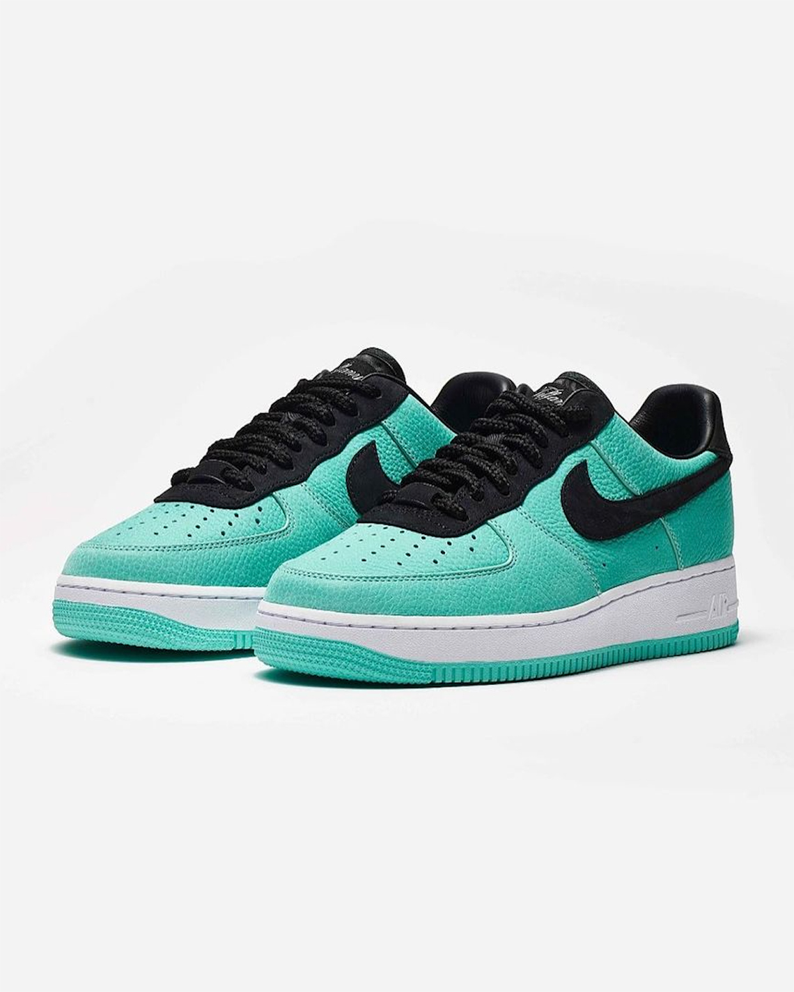 tiffany nike air force 1 friends and family blue 3