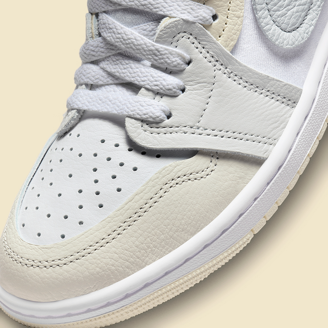 Air jordan 1 hot sale low pure platinum