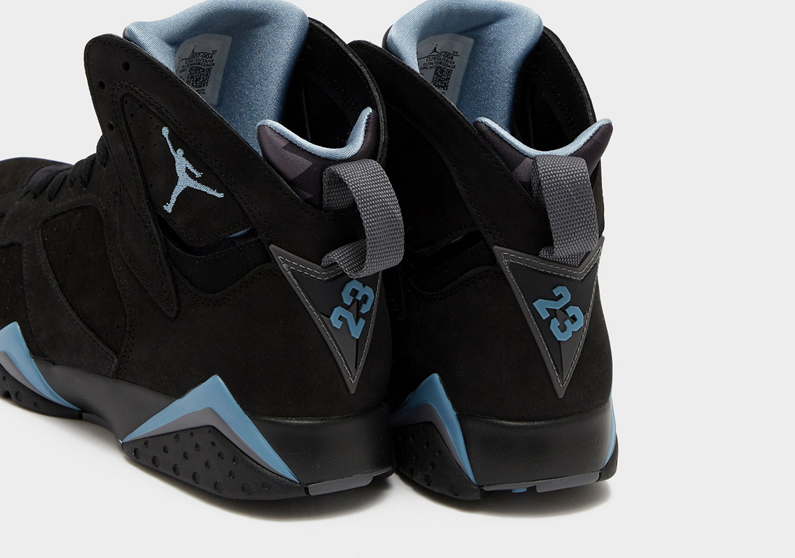 Jordan 7 outlet blue suede