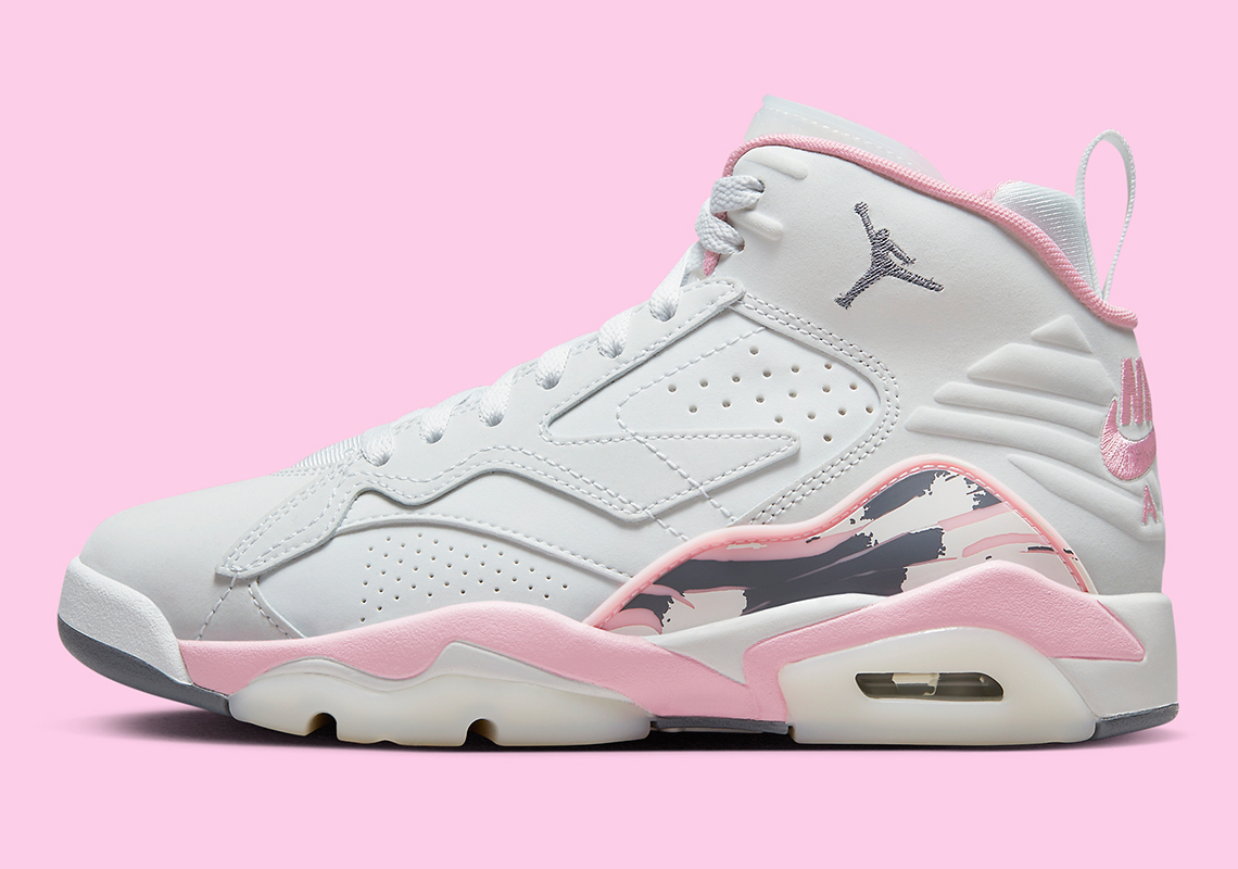 New pink hot sale jordans 218