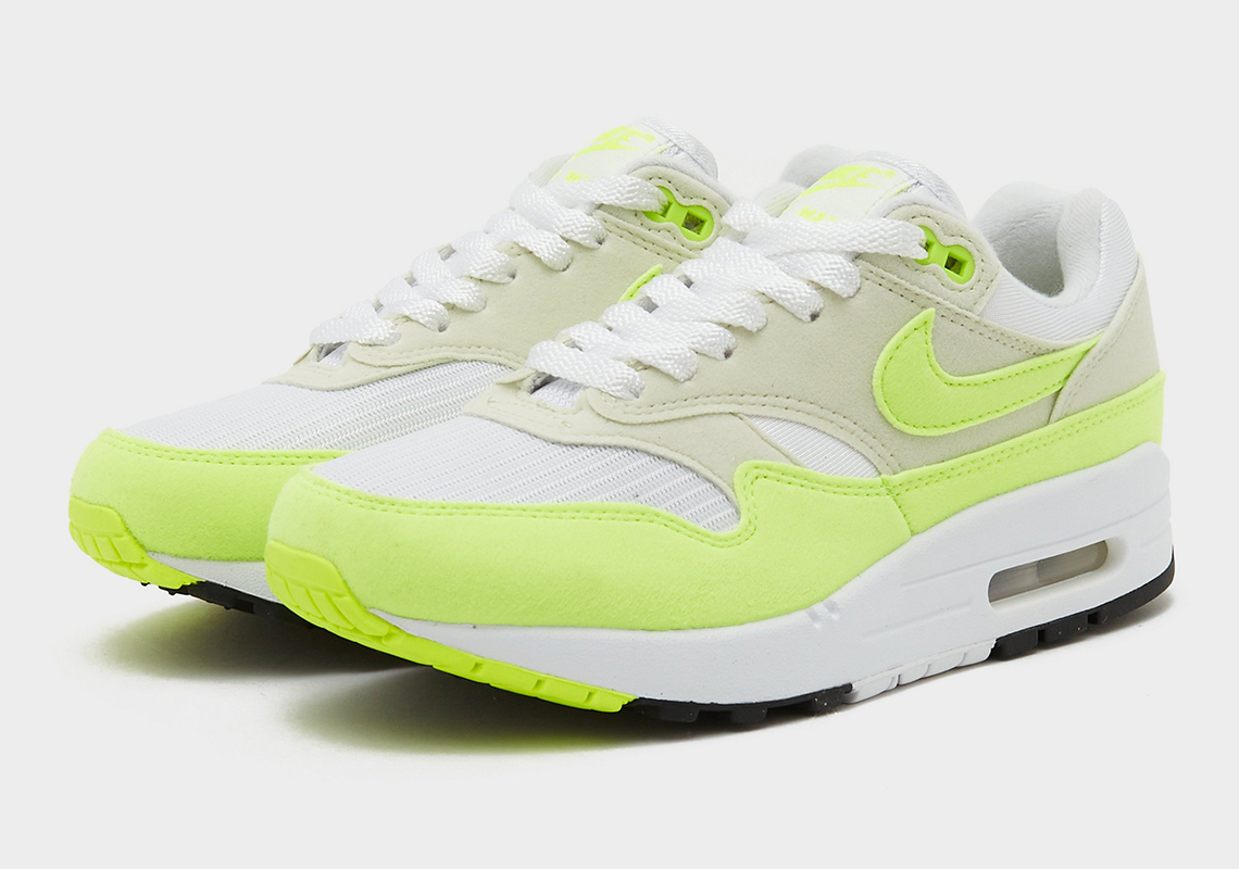 nike air max 90 current "Volt Suede" Release Date | nike vapor speed turf baseball shoes new balance WakeorthoShops