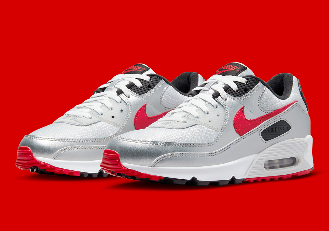 Max 90 Icons "Silver | SneakerNews.com