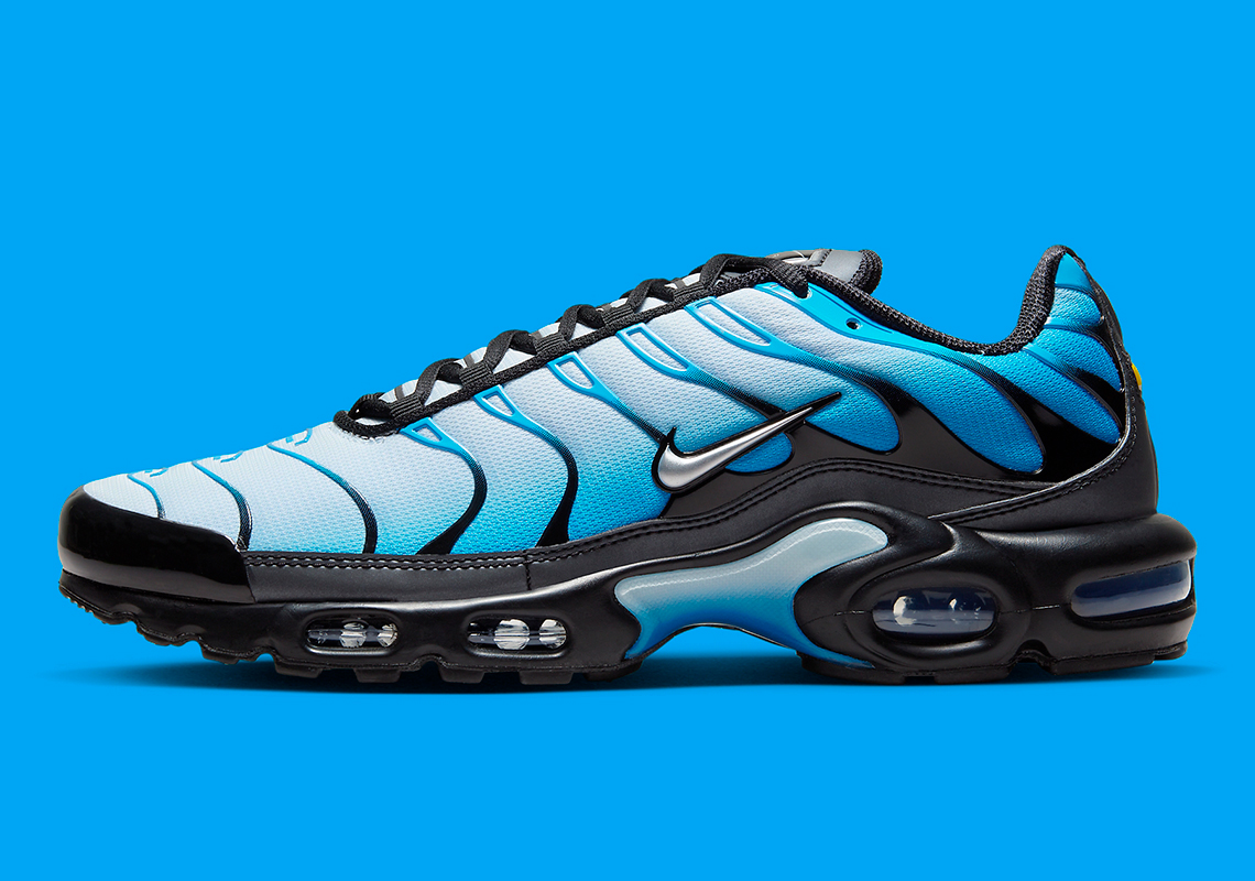 Blue Gradients And Chrome Branding Share This Nike Air Max Plus