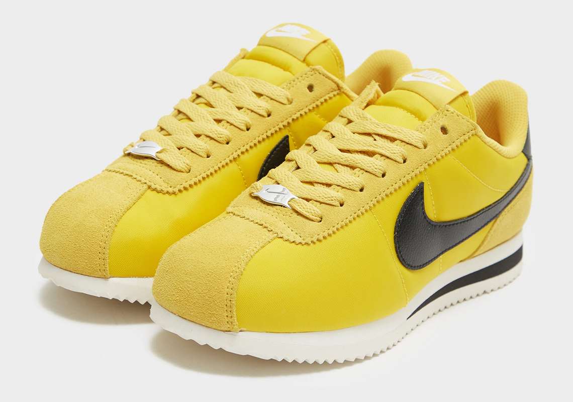 Nike Cortez Yellow Black 2023 4