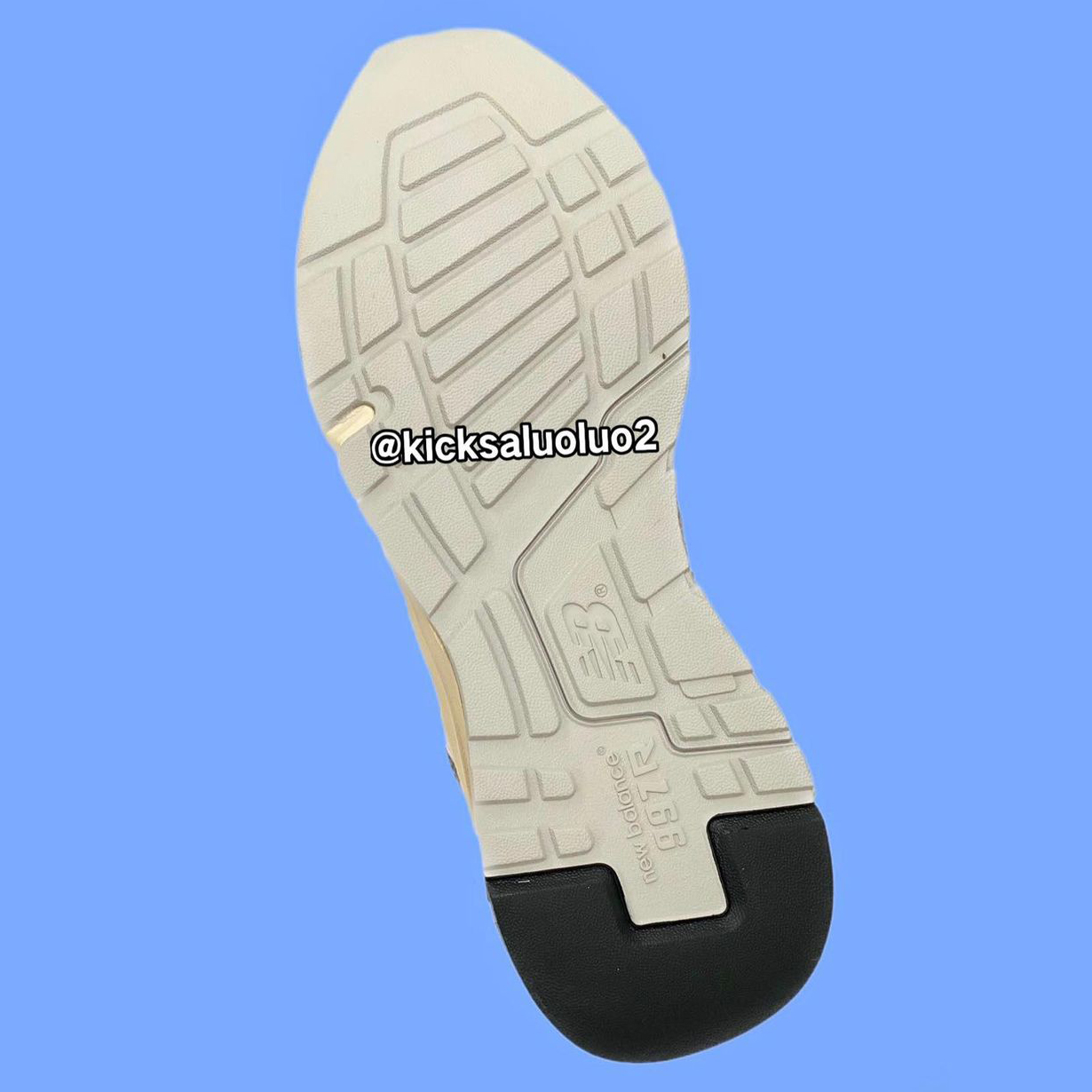 Mules sandales de bain adidas adilette Lite W GZ6196 Cblak Cblak Magoldr Release Info 1