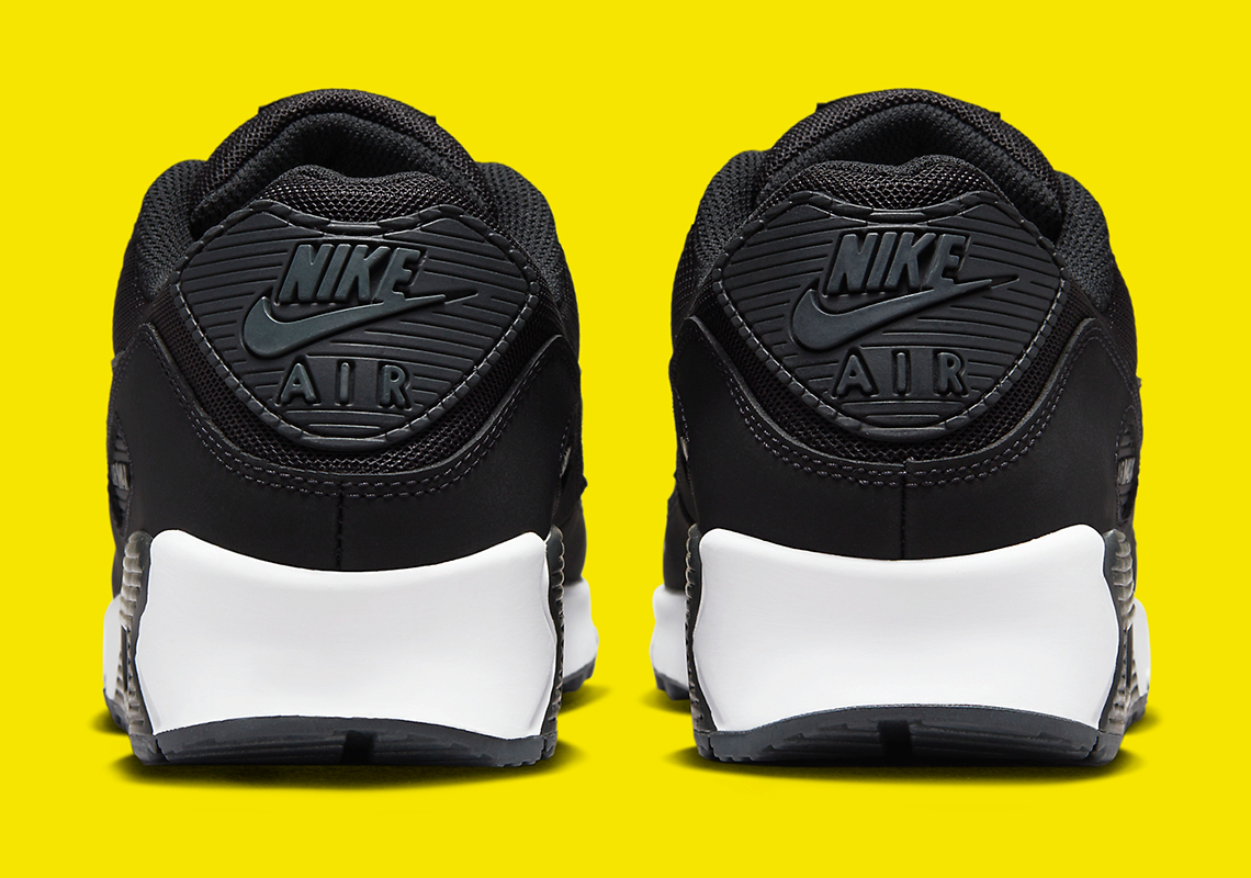 nike air max 90 black and yellow