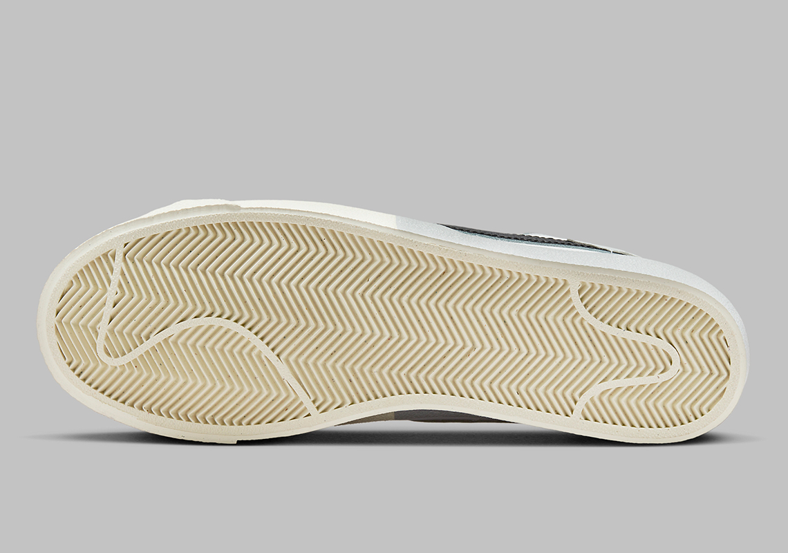 Nike Jordan 1 Low Gold Toe 77 Split White Black Grey Dz2544 100 2