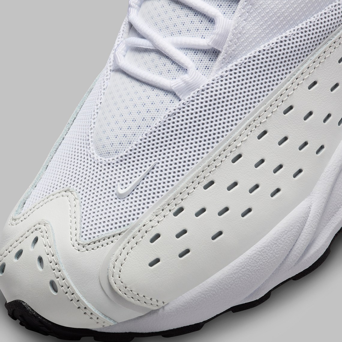 Nike NOCTA x Air Zoom Drive \'Summit White\' New In Box M8.5/W10 Drake The NOCTA x Nike Air Zoom Drive White Releases February 2024 main image 2
