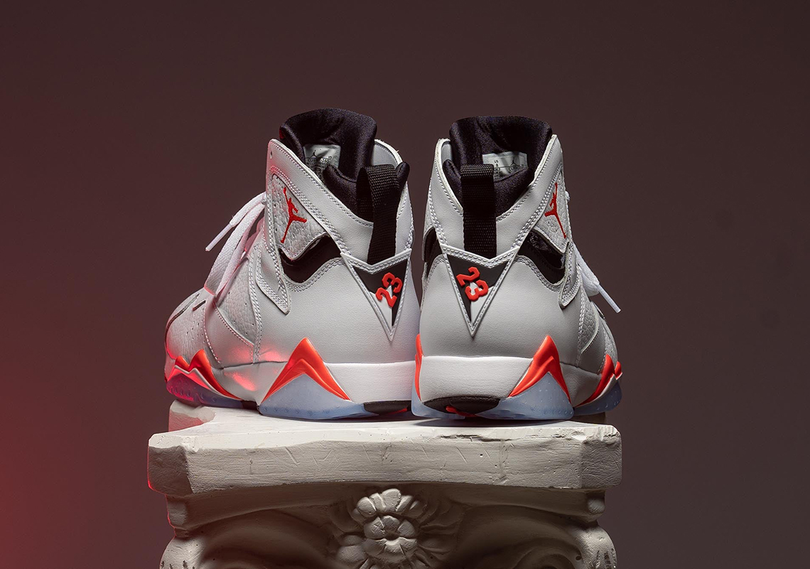 Air Jordan 7 Infrared Cu9307 160 1