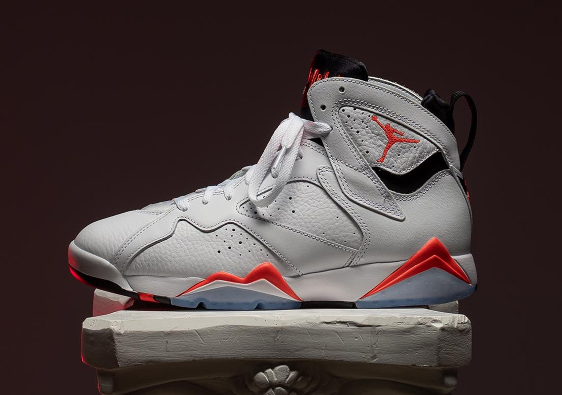 Detailed Look At The Air Jordan 7 "White/Infrared"