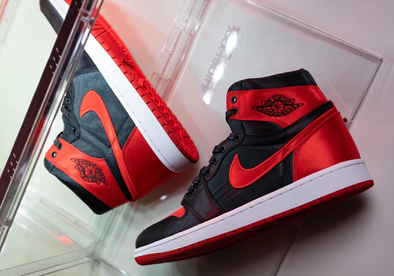 Air Jordan 1  display picture 2