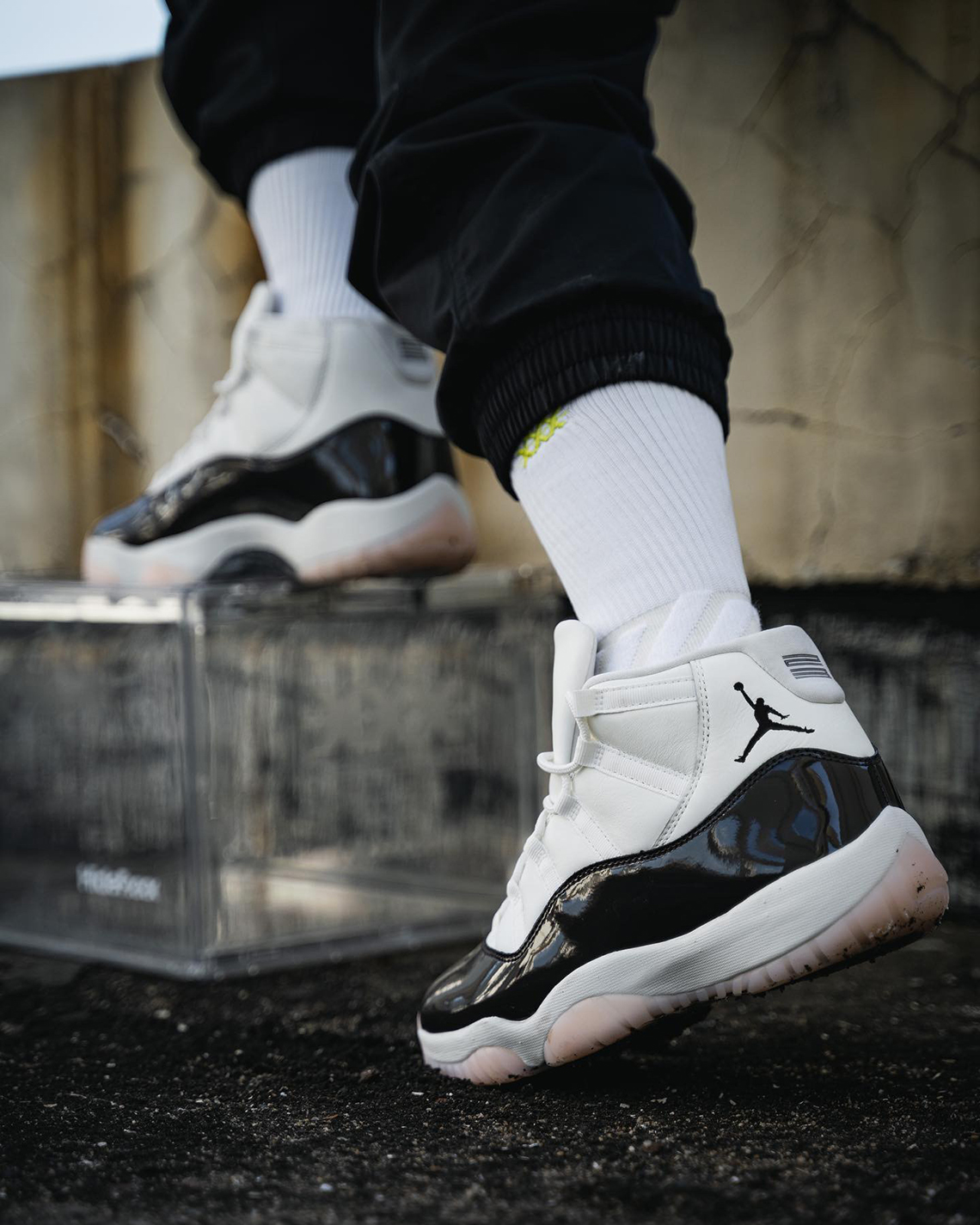 Women's Air Jordan 11 "Neapolitan" AR0715101