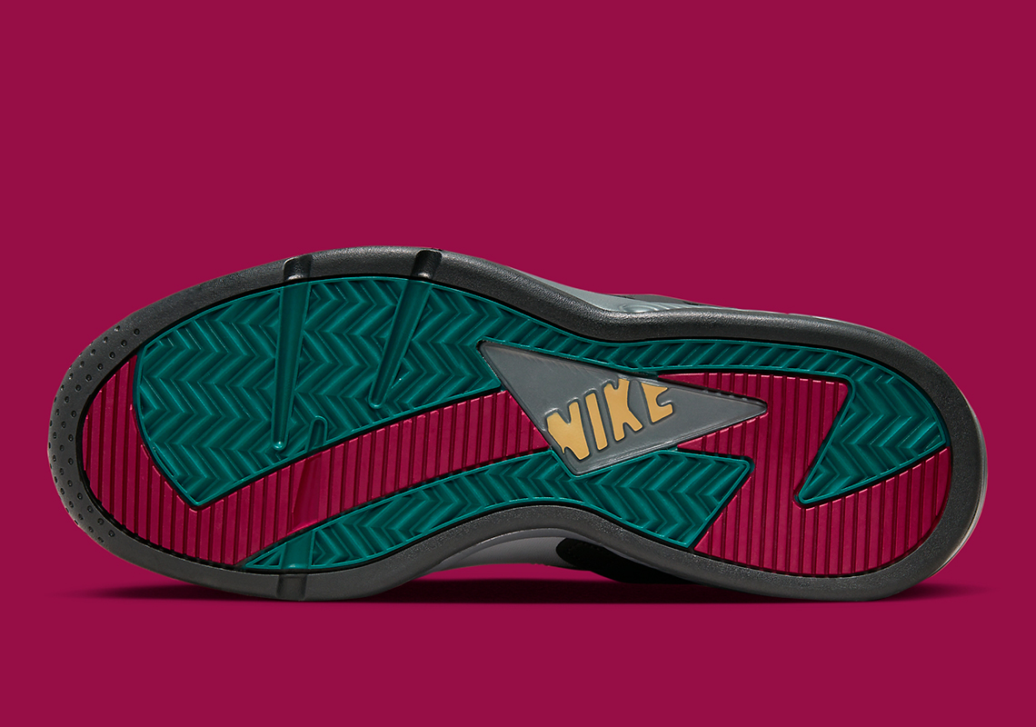 une des Nike Cortez pour femme les Bordeaux Fd0189 001 7