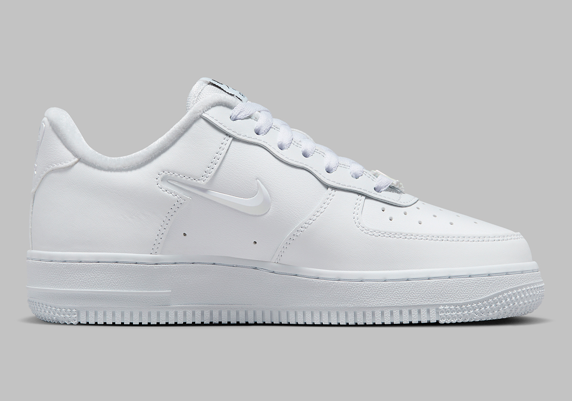 Nike Air Force 1 Low Womens Just Do It Fb8251 100 2