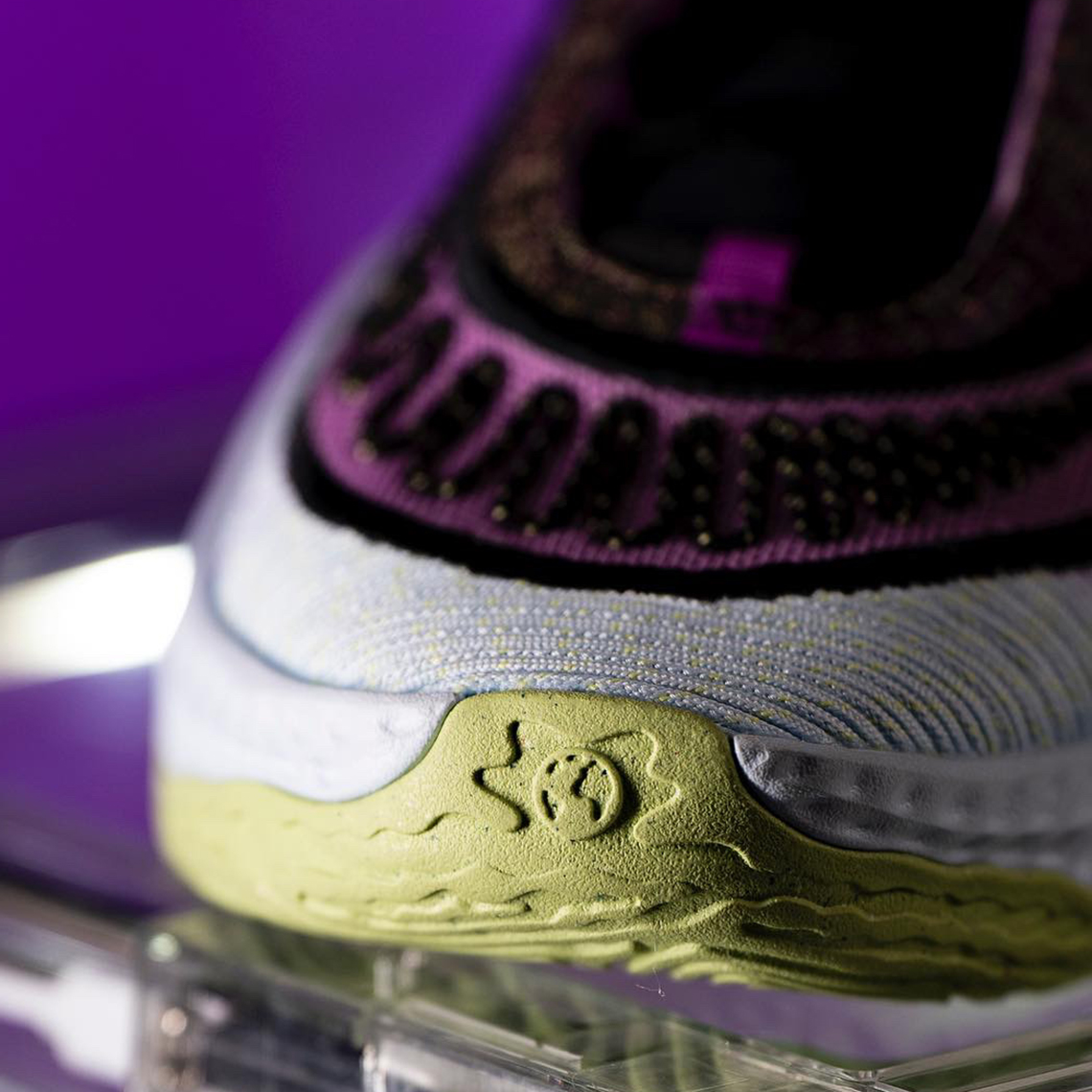 Nike Cosmicunity 3 Grey Purple Black Green 3