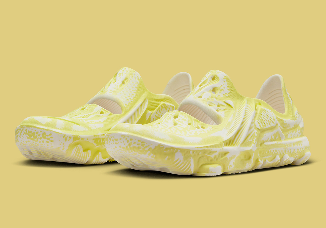The Foam Molded Nike ISPA Universal Appears In Buttery Yellow