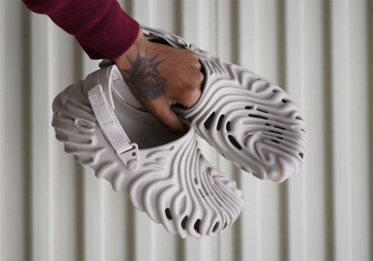 Crocs Pollex Clog by Salehe Bembury Horchata Salehe Bembury x Crocs Pollex Clog Horchata Review& On foot  main image 4