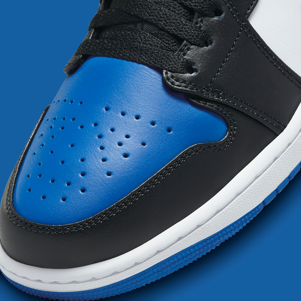 Air Jordan 1 Low Royal Toe 553558-140 | SneakerNews.com
