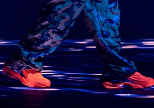Drake Debuts Nike NOCTA Hot Step 2 During It’s All A Blur Tour