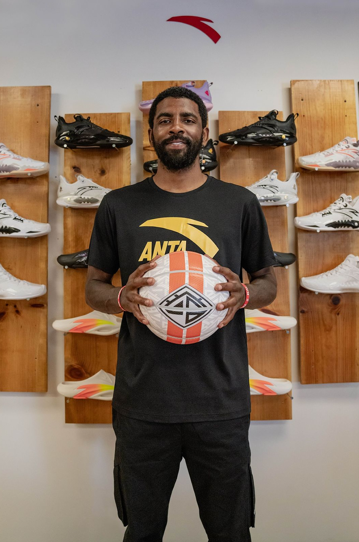 Kyrie Irving Signs With Anta 3