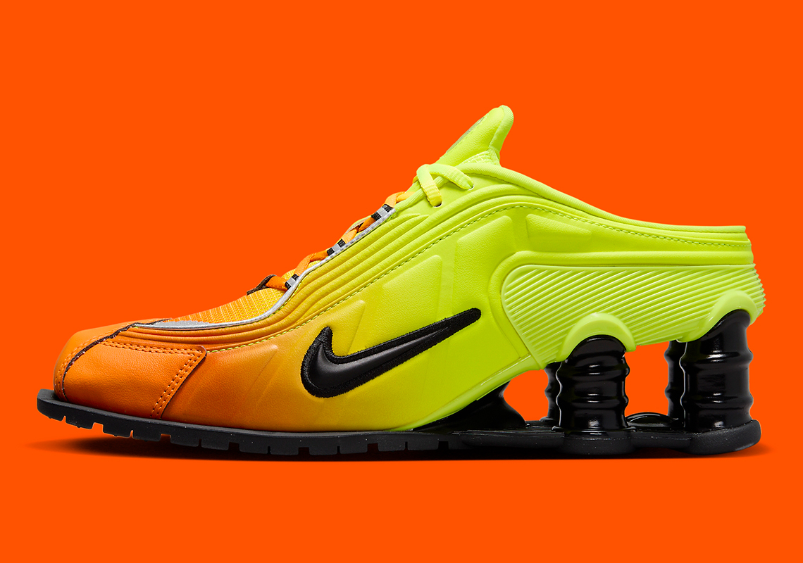 Shox MR4 x Martine Rose 'Safety Orange' (DQ2401-800) Release Date . Nike  SNKRS ID