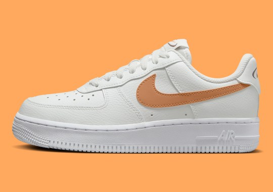 "Melon Tint" Swooshes Land On This Women's Nike Air Force 1 Low