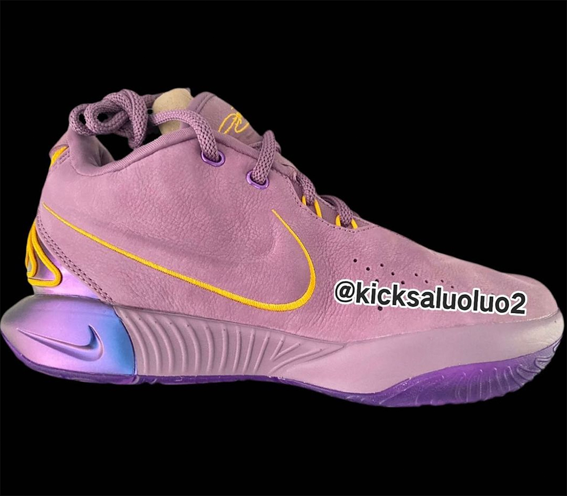 Nike Lebron 21 First Look | Sneakernews.Com