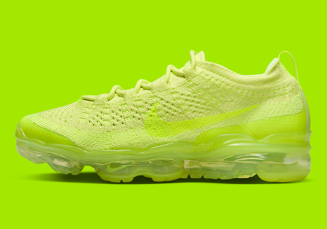 Nike Women's Air VaporMax 2023 Flyknit Shoes in Yellow, Size: 8.5 | DV6840-700