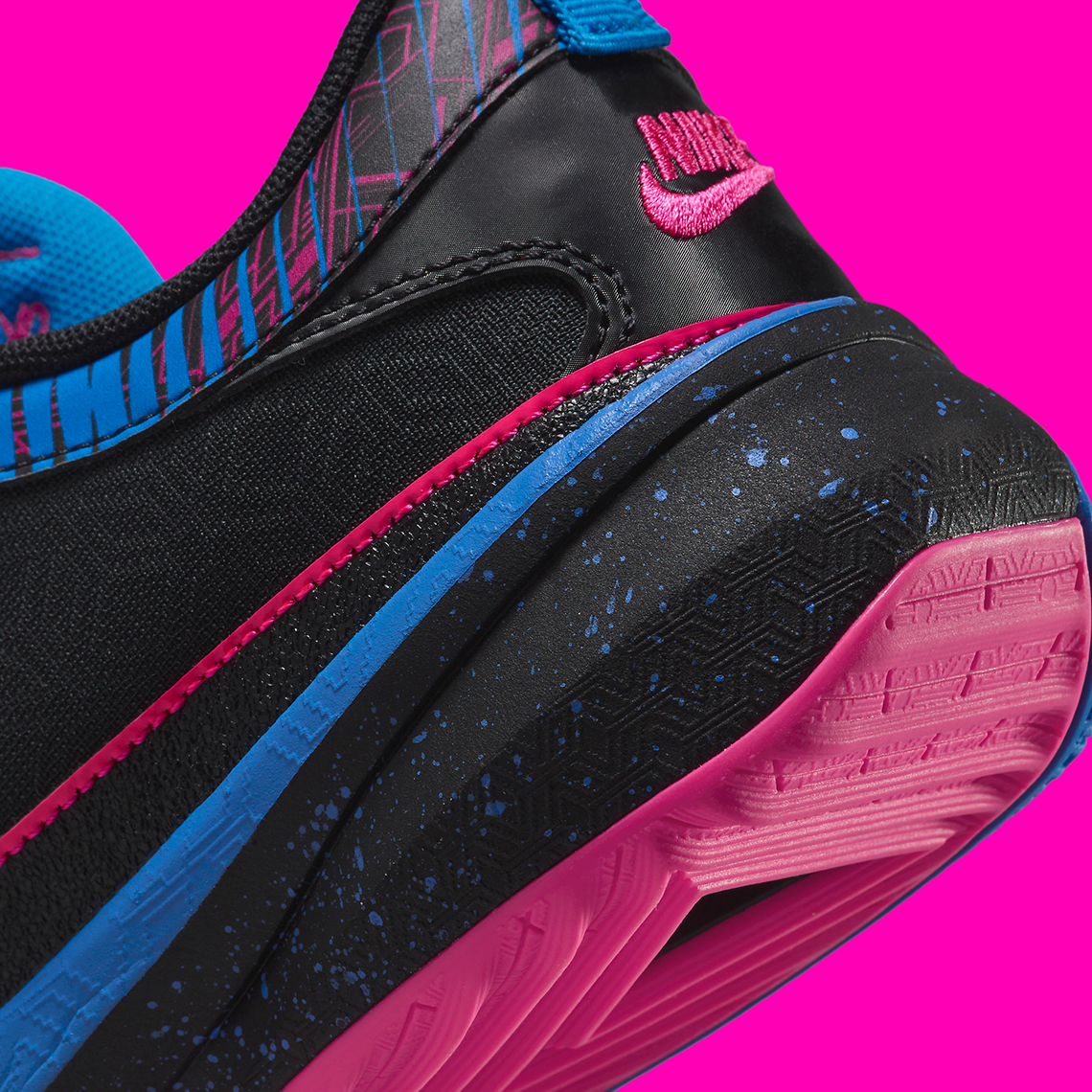 Nike zoom outlet pink and blue