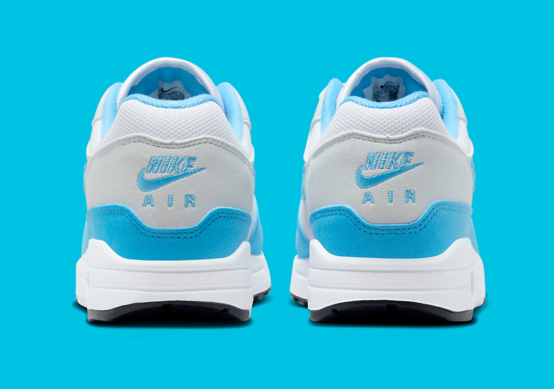 Official Look Nike Air Max 1 University Blue